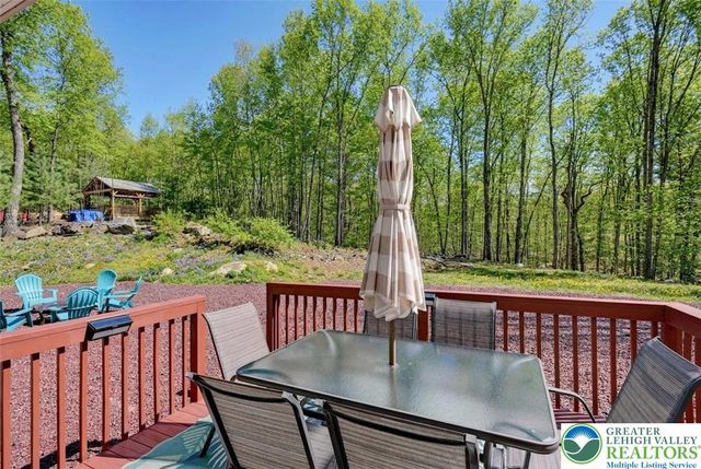 235 Jackie Court, Price Twp, PA 18302