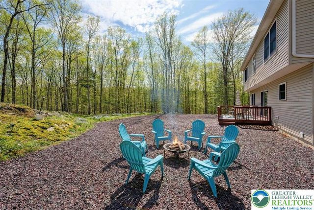 235 Jackie Court, Price Twp, PA 18302