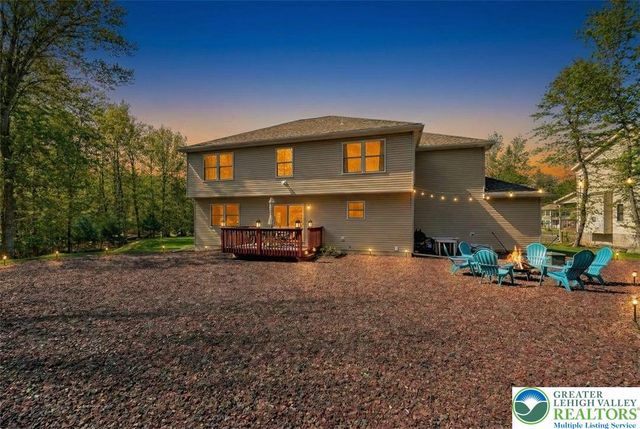 235 Jackie Court, Price Twp, PA 18302