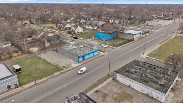 13200 Fenkell Street, Detroit, MI 48227