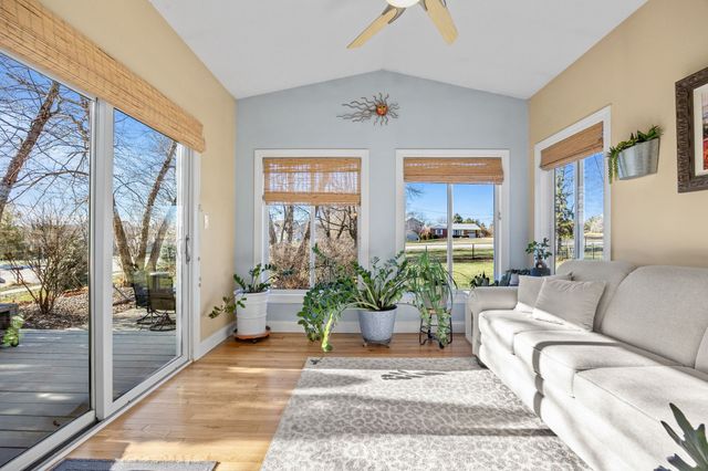 206 59th Court, West Des Moines, IA 50266