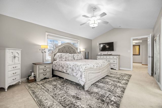 206 59th Court, West Des Moines, IA 50266