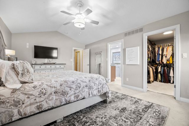 206 59th Court, West Des Moines, IA 50266