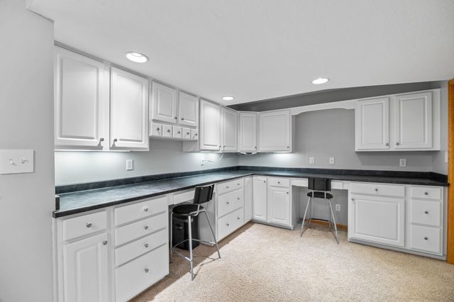 206 59th Court, West Des Moines, IA 50266