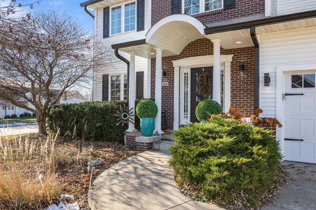 206 59th Court, West Des Moines, IA 50266