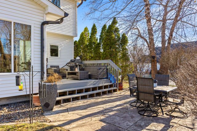 206 59th Court, West Des Moines, IA 50266