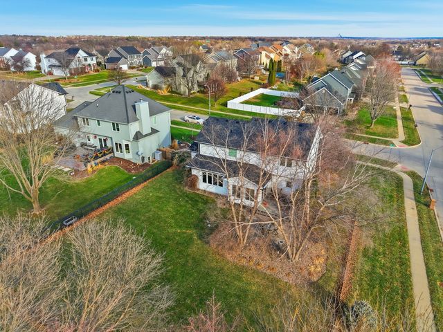 206 59th Court, West Des Moines, IA 50266