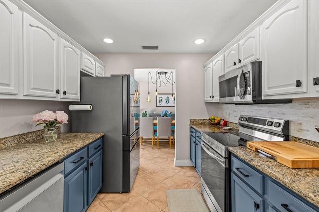 11895 96TH PLACE, Seminole, FL 33772