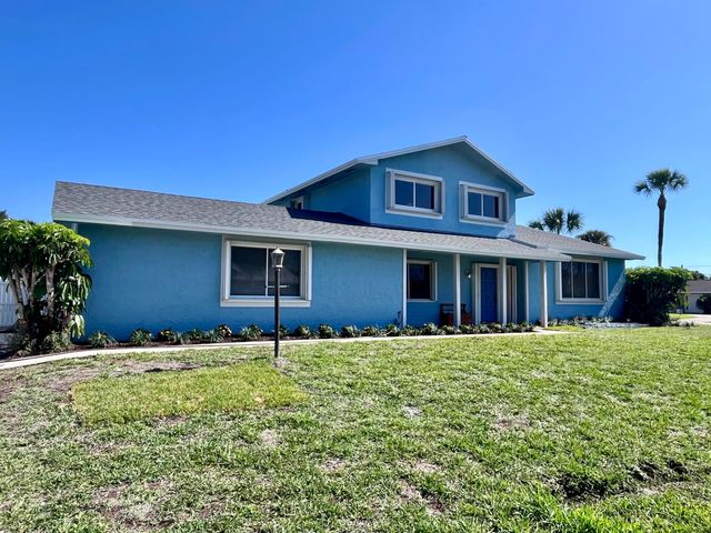 3905 Flag Drive, Palm Beach Gardens, FL 33410