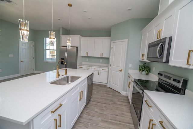 310 GIBSON AVENUE, Lake Wales, FL 33853