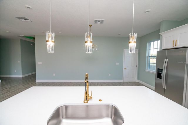 310 GIBSON AVENUE, Lake Wales, FL 33853