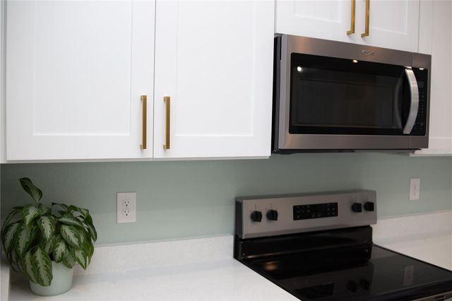 310 GIBSON AVENUE, Lake Wales, FL 33853