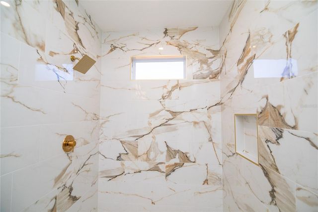 310 GIBSON AVENUE, Lake Wales, FL 33853