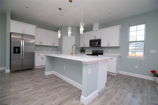 310 GIBSON AVENUE, Lake Wales, FL 33853