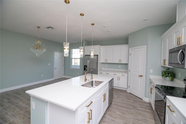 310 GIBSON AVENUE, Lake Wales, FL 33853