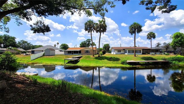 40 SE CHINICA DRIVE, Summerfield, FL 34491