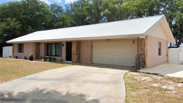 40 SE CHINICA DRIVE, Summerfield, FL 34491