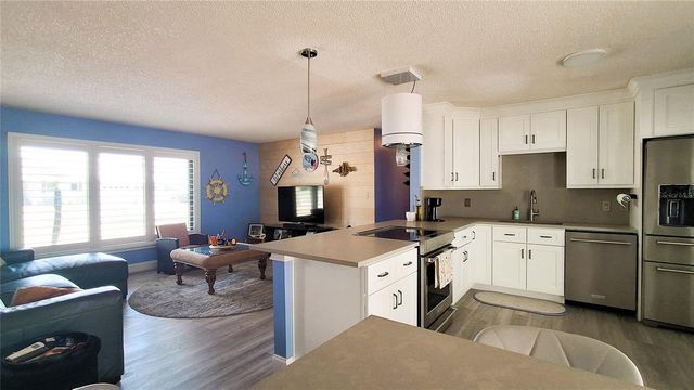 40 SE CHINICA DRIVE, Summerfield, FL 34491