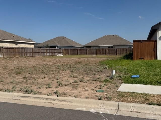 3301 E Kennedy Avenue, Alton, TX 78573