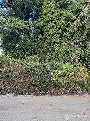 845 NW 95th Street, Seattle, WA 98117