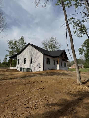 1103 Sycamore Valley Road, Ashland City, TN 37015