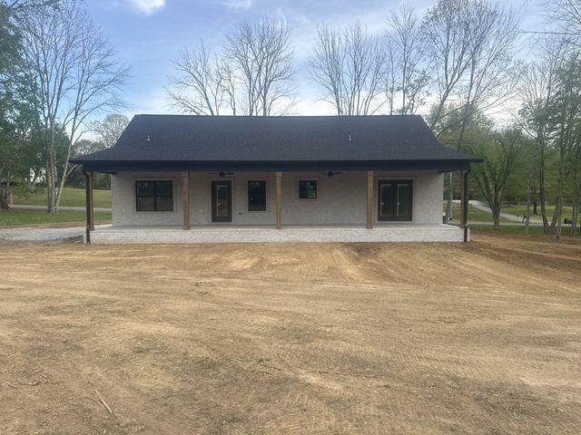 1103 Sycamore Valley Road, Ashland City, TN 37015