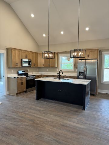 1103 Sycamore Valley Road, Ashland City, TN 37015