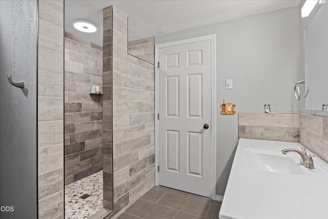 287 Surrey Drive, Grants Pass, OR 97526