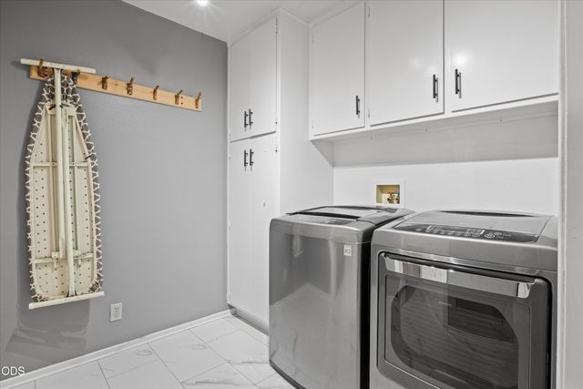287 Surrey Drive, Grants Pass, OR 97526