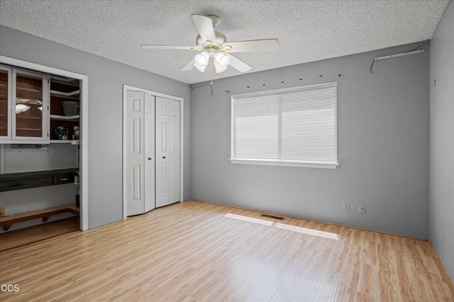 287 Surrey Drive, Grants Pass, OR 97526