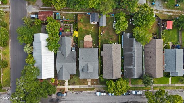 2105 Barnett Avenue, Wilmington, NC 28403