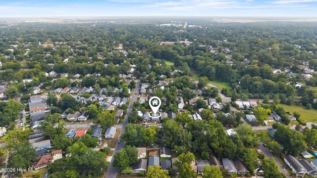 2105 Barnett Avenue, Wilmington, NC 28403