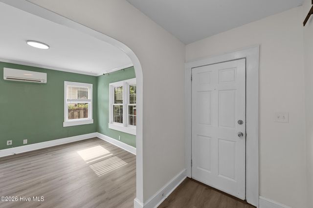 2105 Barnett Avenue, Wilmington, NC 28403