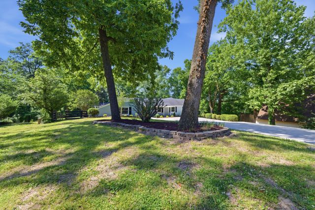 721 Stirrup Ct, Nashville, TN 37221