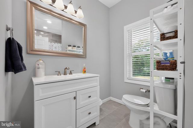 238 MEDFORD MOUNT HOLLY RD, Medford, NJ 08055