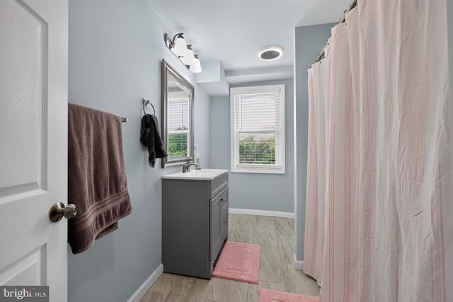 238 MEDFORD MOUNT HOLLY RD, Medford, NJ 08055