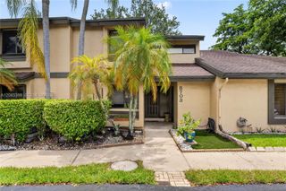8703 Cleary Blvd, Plantation, FL 33324