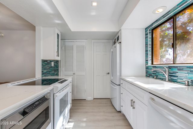 3031 N CIVIC CENTER Plaza 218, Scottsdale, AZ 85251