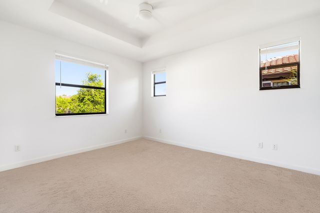 5323 SANTA MARIA Avenue, Boynton Beach, FL 33436