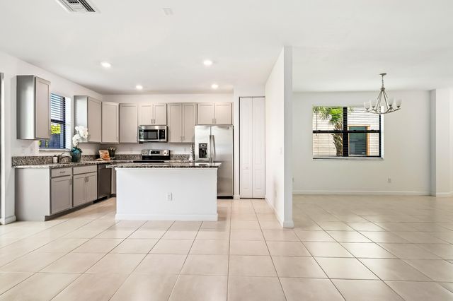 5323 SANTA MARIA Avenue, Boynton Beach, FL 33436