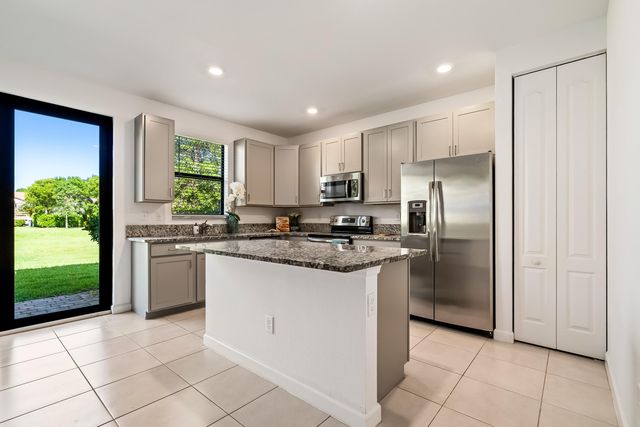 5323 SANTA MARIA Avenue, Boynton Beach, FL 33436