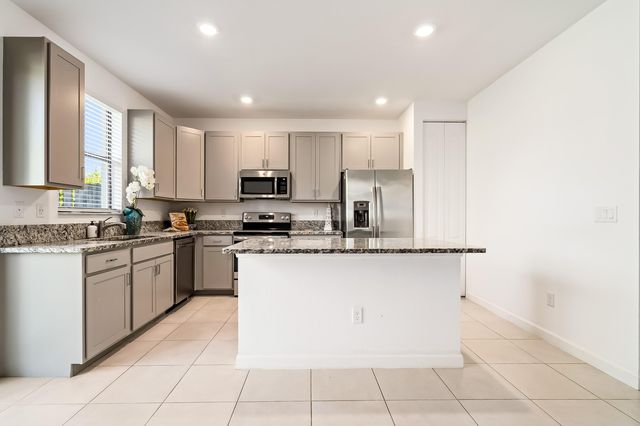 5323 SANTA MARIA Avenue, Boynton Beach, FL 33436