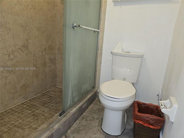 7610 Stirling Road 102C, Davie, FL 33024
