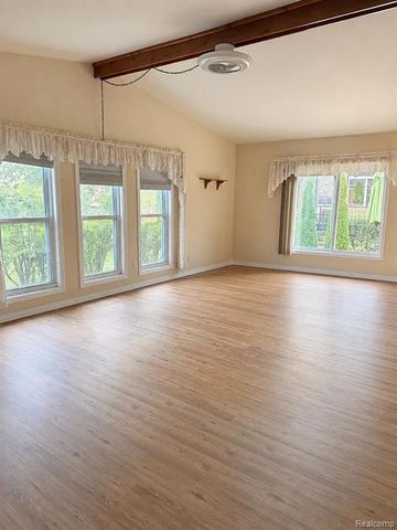3117 Palm Aire Drive, Rochester Hills, MI 48309