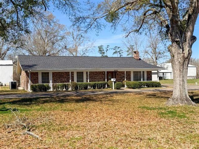 1345 Woodland Trail, Lake Charles, LA 70611
