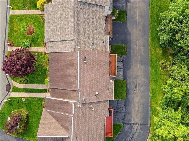 6330 Oyster Bay Ct, South Fayette, PA 15017