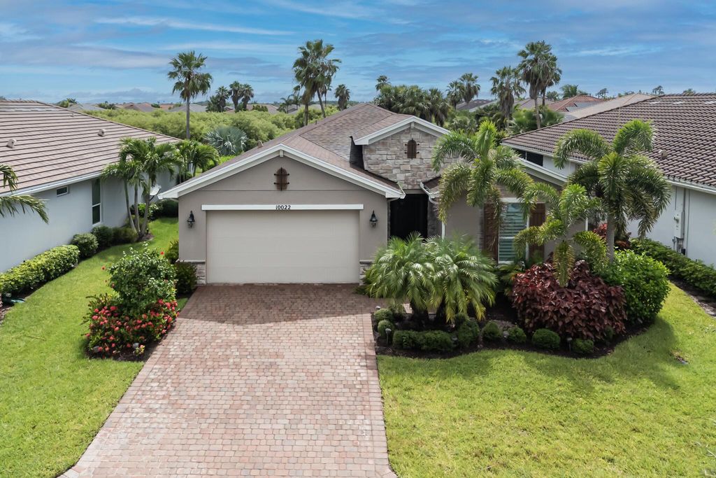 10022 SW Coral Tree Circle, Port St Lucie, FL 34987