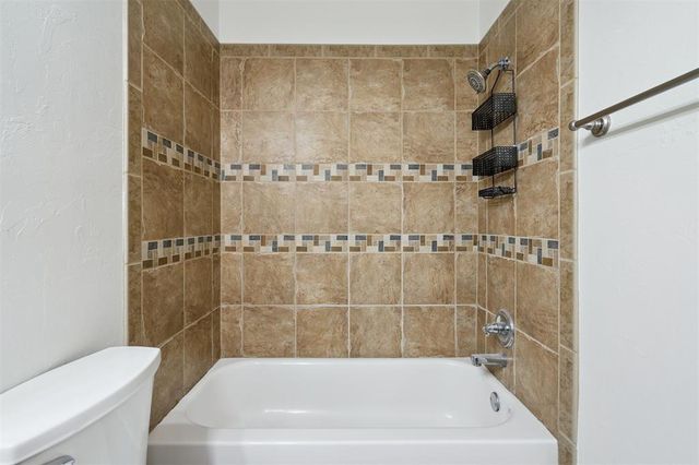 8828 NW 121st Street, Oklahoma City, OK 73162