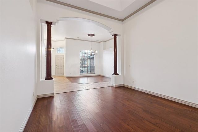 8828 NW 121st Street, Oklahoma City, OK 73162