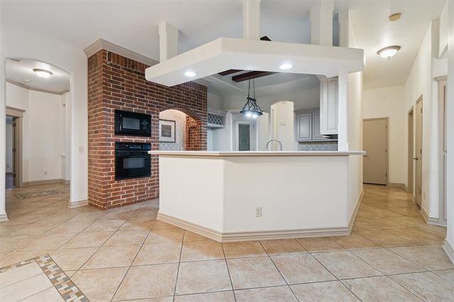 8828 NW 121st Street, Oklahoma City, OK 73162